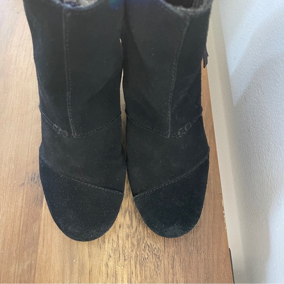 TOMS Boot | Wedge Women 6 High Heel Suede Zip Ankle Booties Shoe - Picture 5 of 11